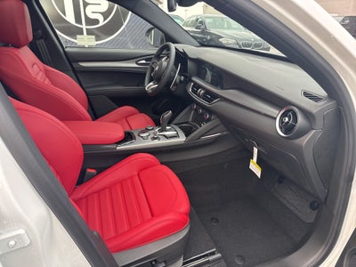 2025 Alfa Romeo Stelvio Veloce AWD