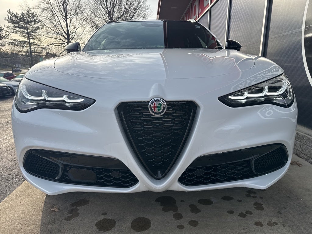 2025 Alfa Romeo Stelvio Veloce AWD