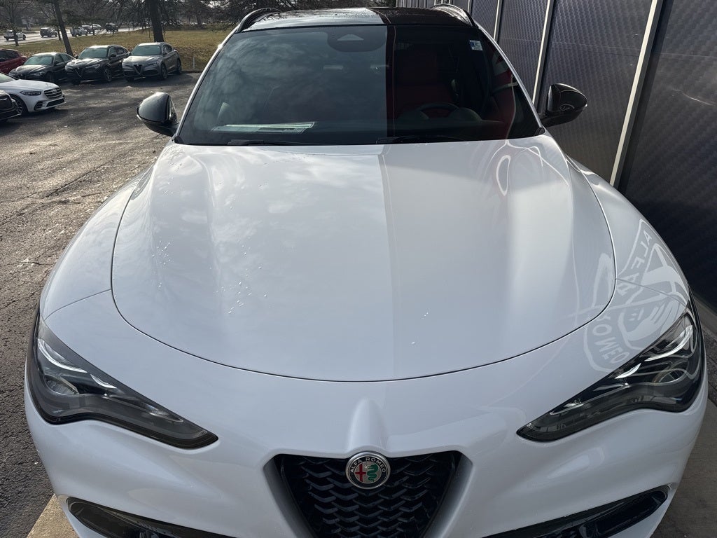 2025 Alfa Romeo Stelvio Veloce AWD