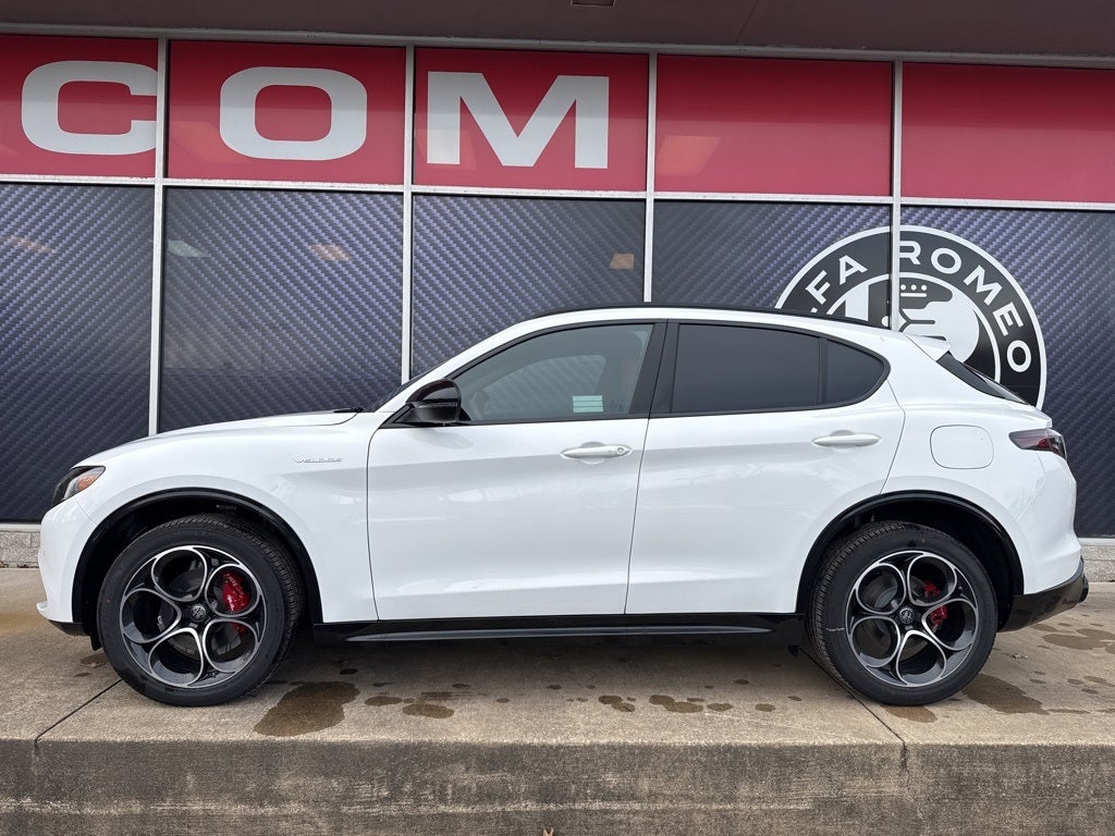2025 Alfa Romeo Stelvio Veloce AWD