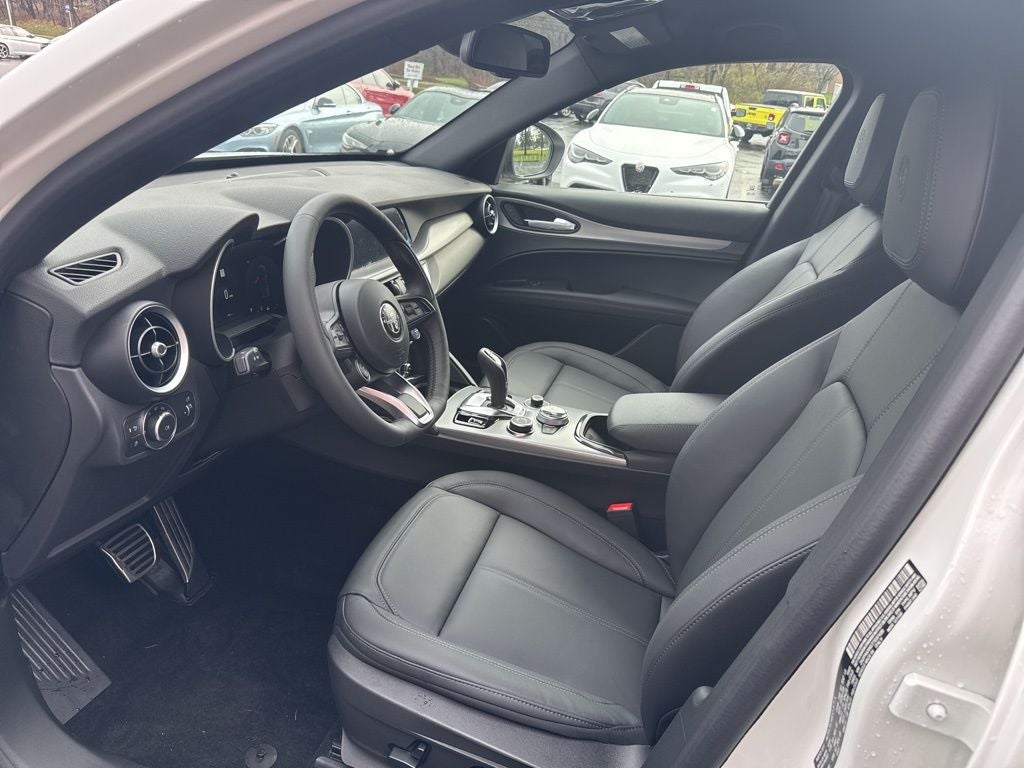 2026 Alfa Romeo Stelvio Sprint AWD