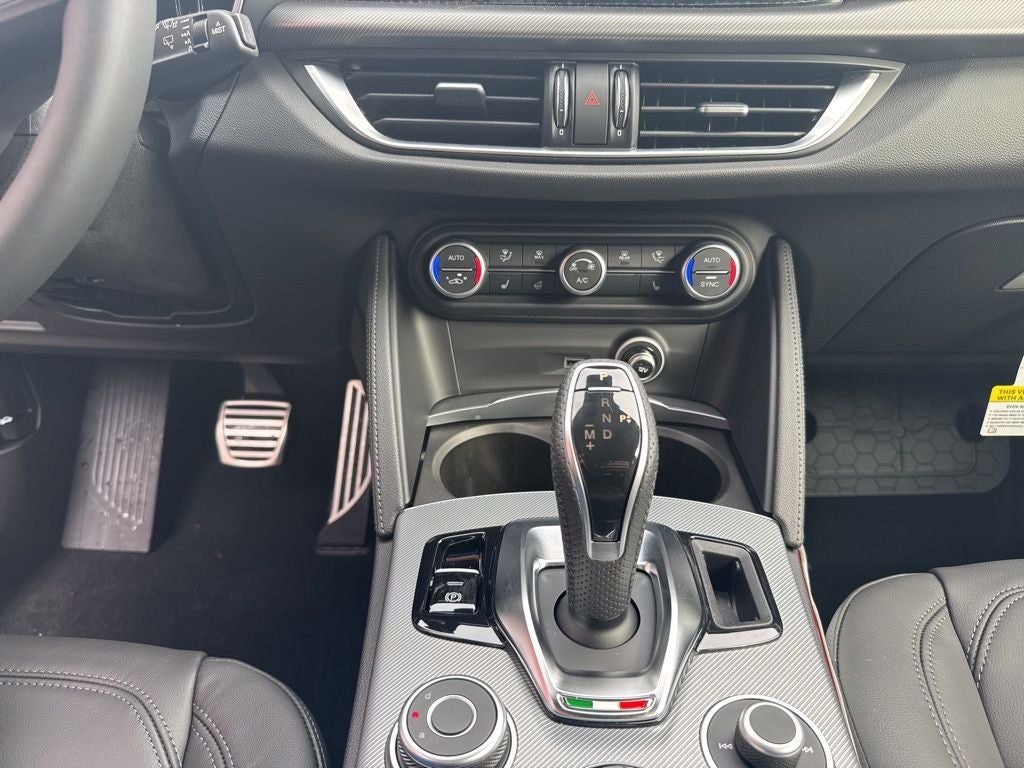 2026 Alfa Romeo Stelvio Sprint AWD