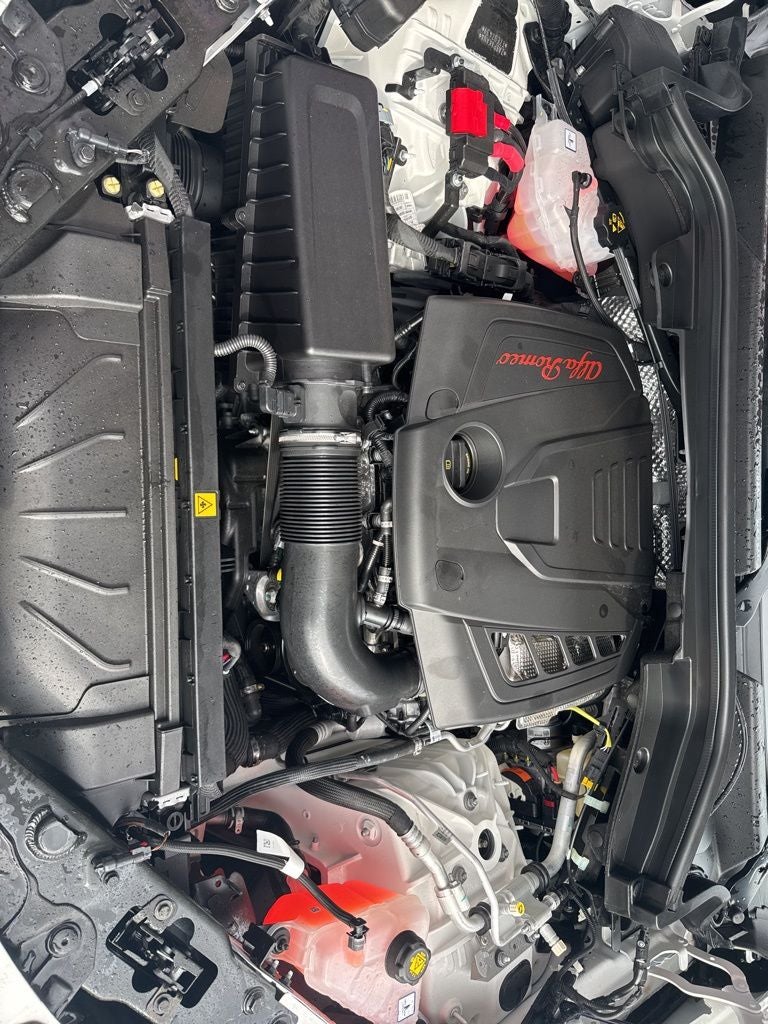 2026 Alfa Romeo Stelvio Sprint AWD