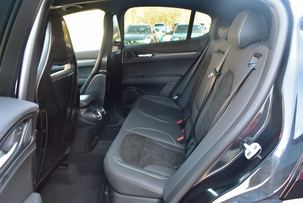 2024 Alfa Romeo Stelvio Quadrifoglio Quadrifoglio AWD