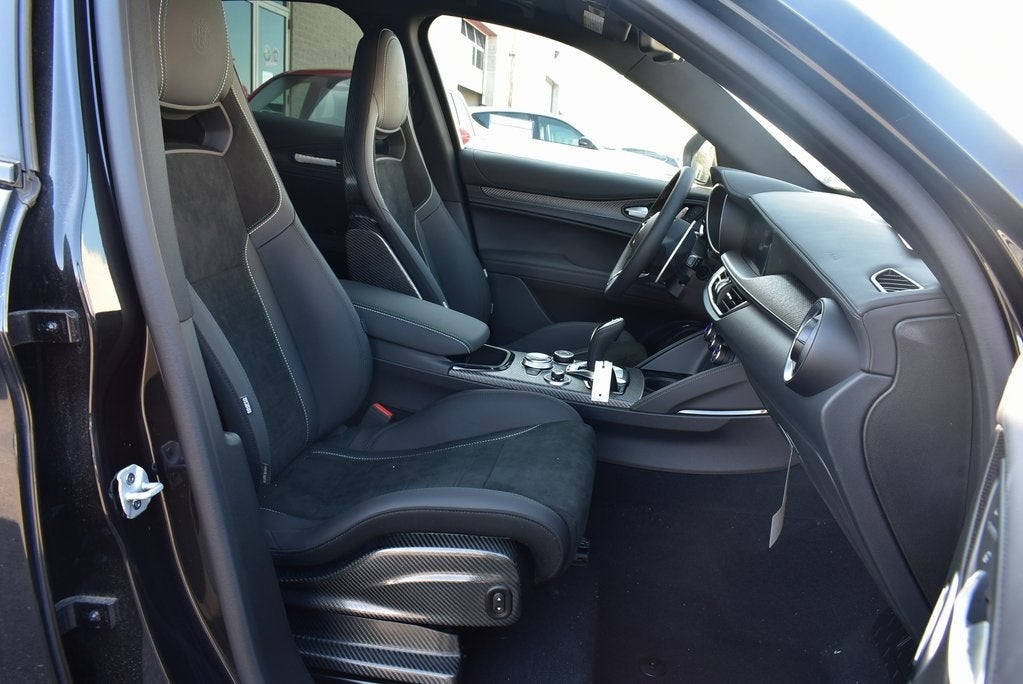 2024 Alfa Romeo Stelvio Quadrifoglio Quadrifoglio AWD