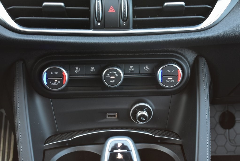 2024 Alfa Romeo Stelvio Quadrifoglio Quadrifoglio AWD