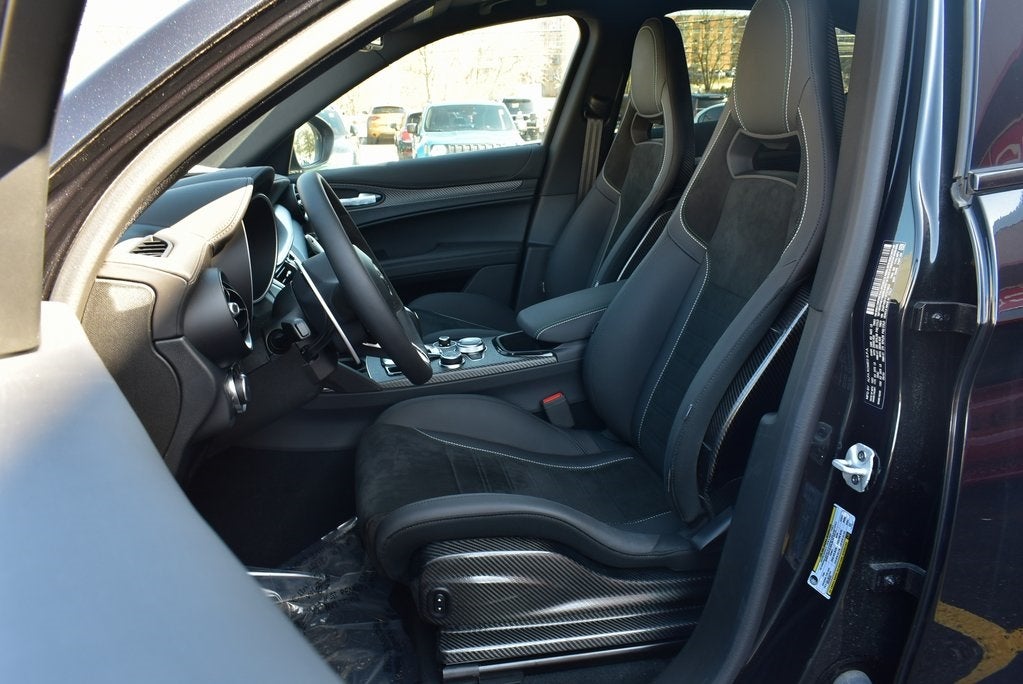 2024 Alfa Romeo Stelvio Quadrifoglio Quadrifoglio AWD