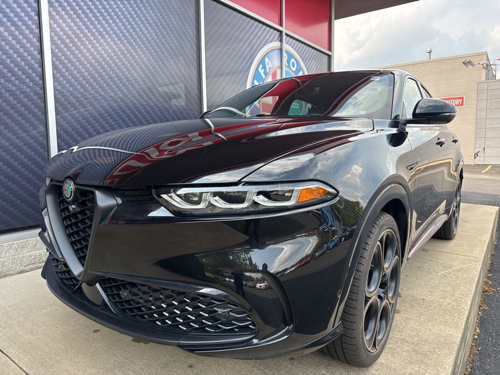 2025 Alfa Romeo Tonale Intensa AWD
