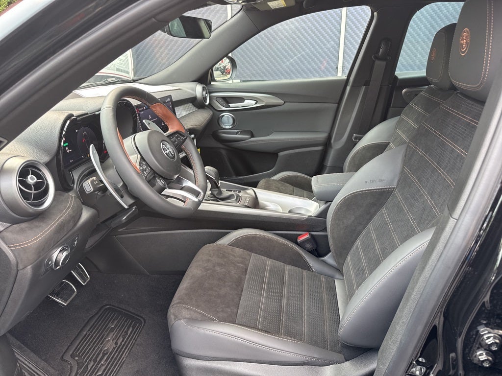 2025 Alfa Romeo Tonale Intensa AWD