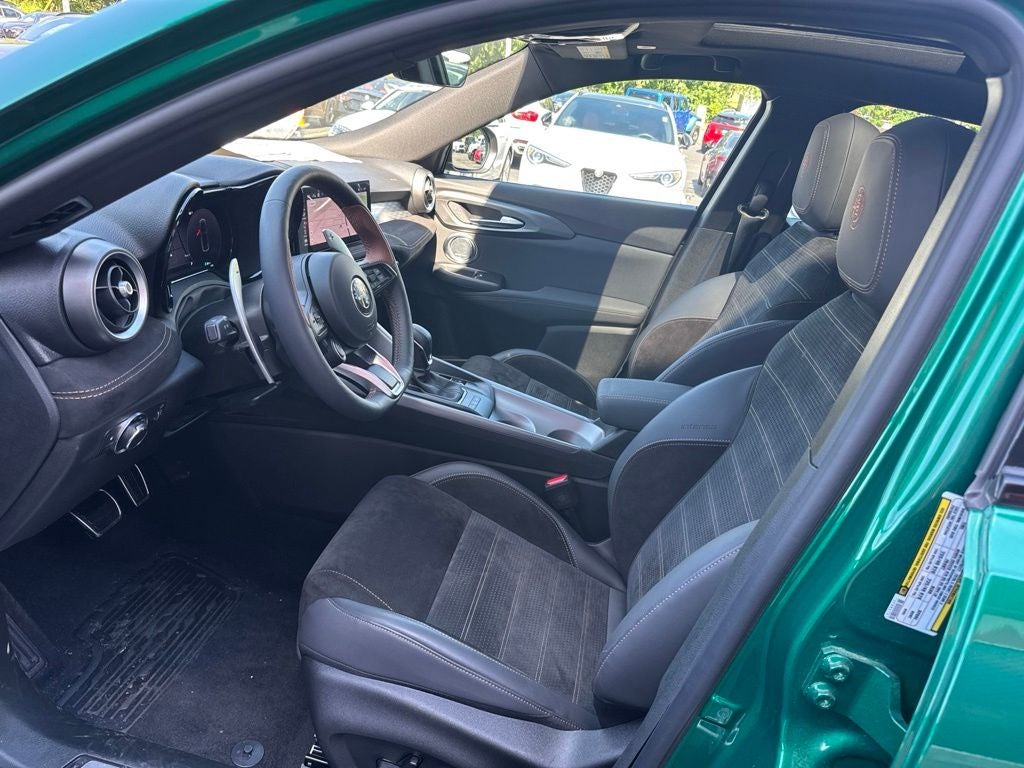 2025 Alfa Romeo Tonale Intensa PHEV AWD