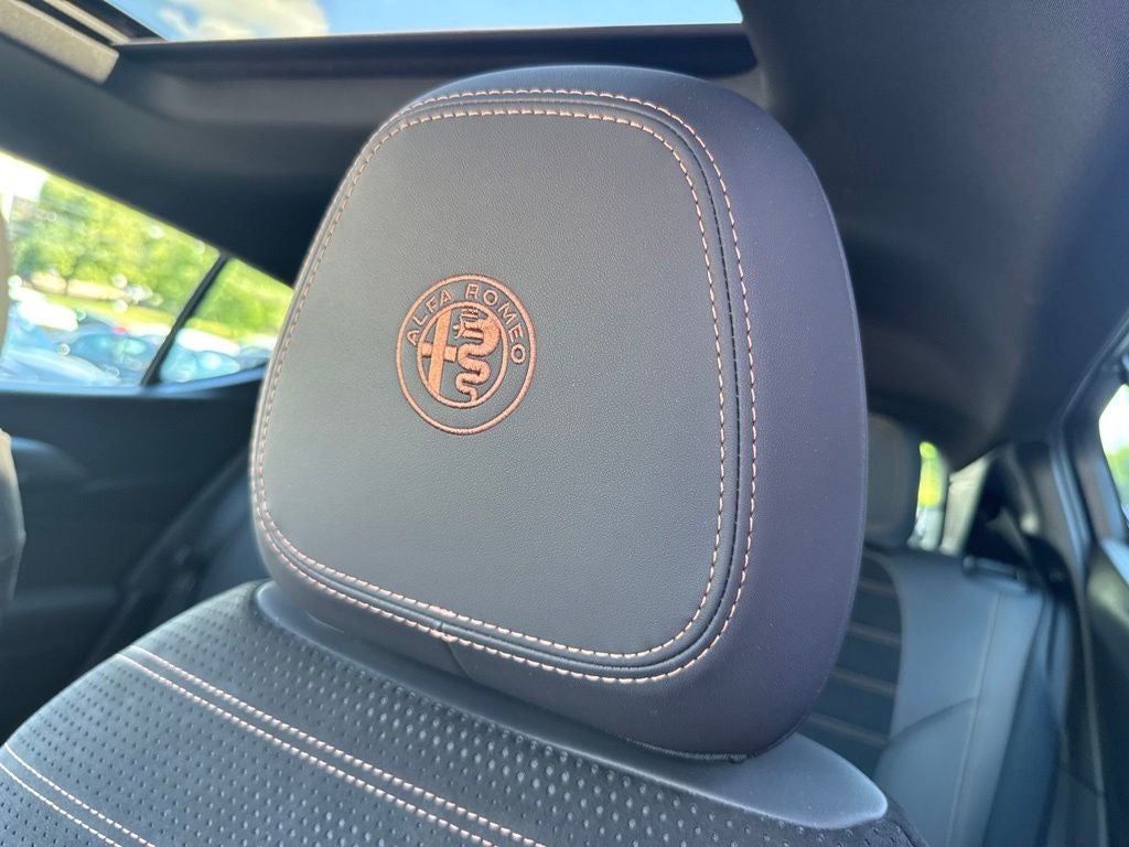 2025 Alfa Romeo Tonale Intensa PHEV AWD
