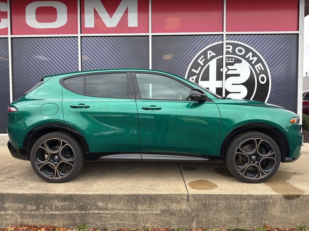 2025 Alfa Romeo Tonale Intensa AWD