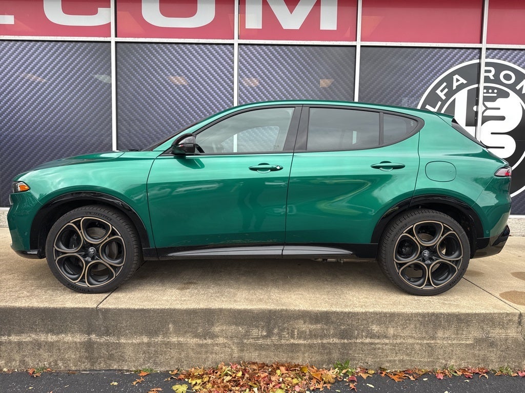 2025 Alfa Romeo Tonale Intensa AWD