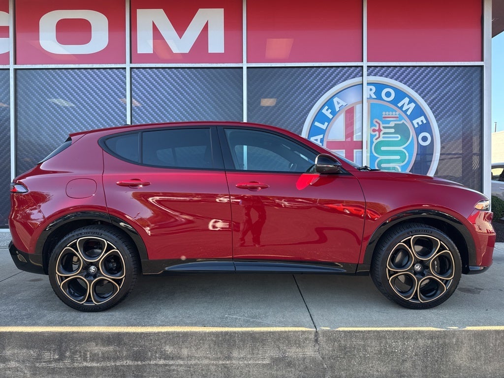 2025 Alfa Romeo Tonale Intensa AWD